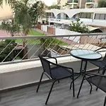 דירת 4 חדרים, 2 מרפסות, 114 מ\