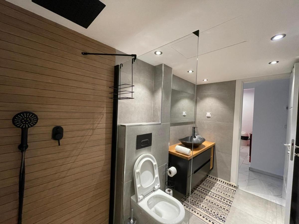 Apartment דירת 4 חדרים, 2 מרפסות, 114 מ